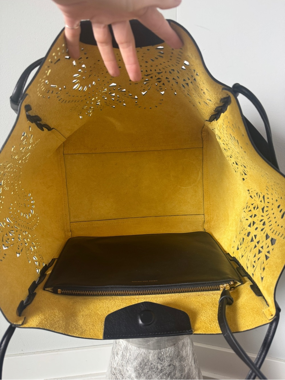 Dries Van Noten Lasercut Large Leather Tote - Picture 8 of 12